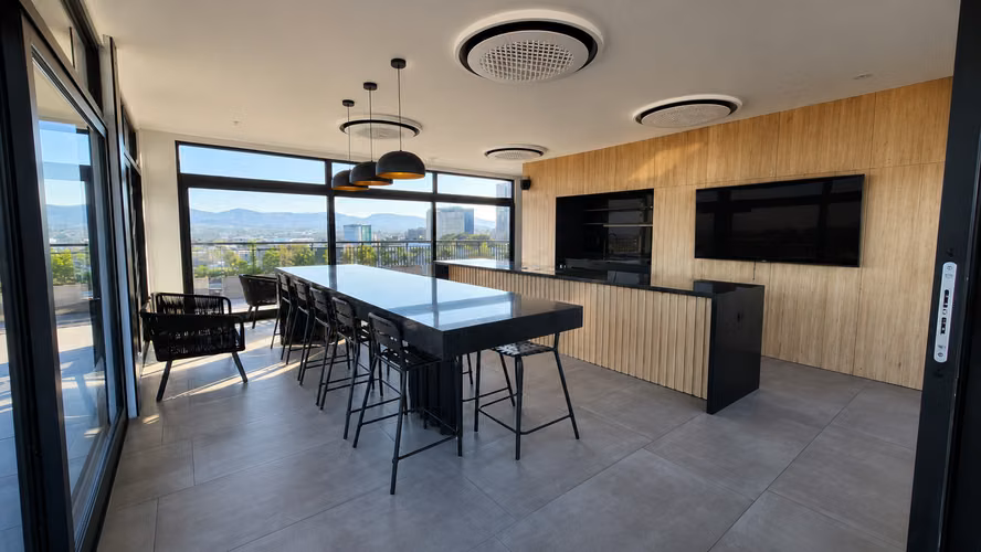 APARTAMENTO CON LÍNEA BLANCA EN ALQUILER | TORRE TRELUM, CALLE LA MASCOTA - Imagen 3