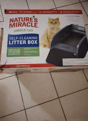 Caja de arena Nature's Miracle Single Cat Self-Cleaning Litter Box