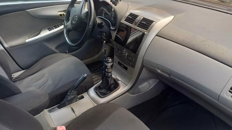 Se vende Toyota corolla 2013 - Imagen 4