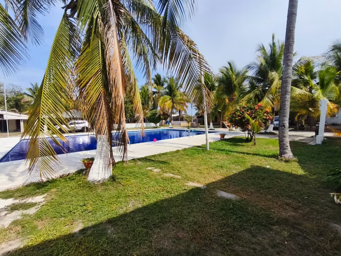 COSTA DEL SOL VENTA CASA $349,000 FTE AL MAR PRIVADO - Imagen 4