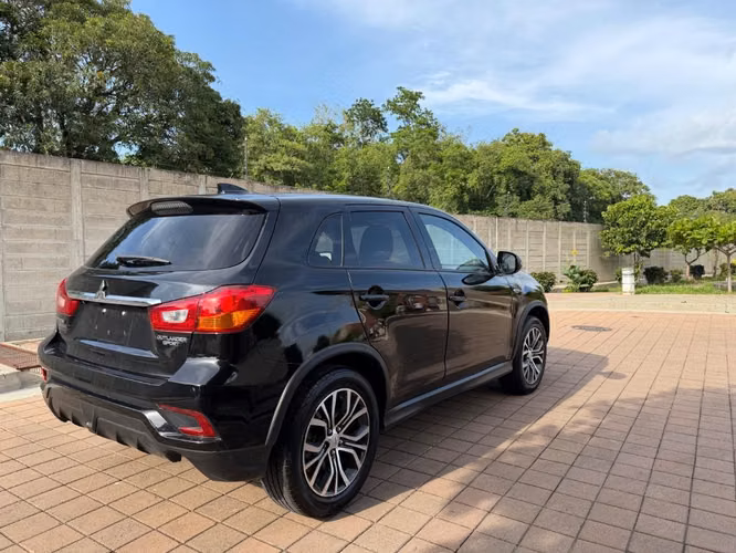 Mitsubishi Outlander Sport 2019