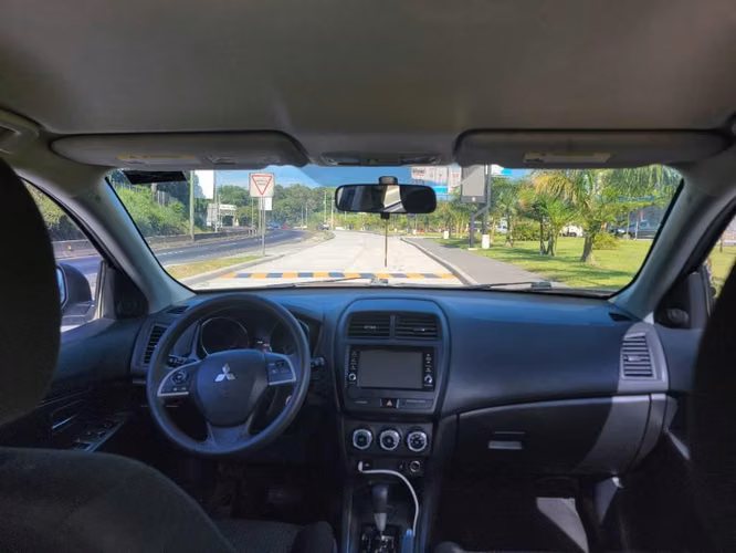 Mitsubishi Outlander Sport 2019