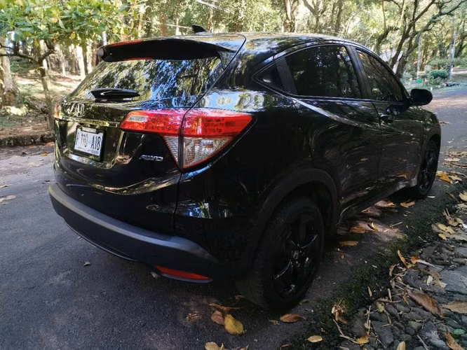 Honda hrv 2022 AWD - Imagen 3