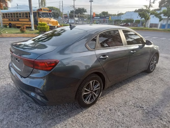 Kia forte 2023 - Imagen 6