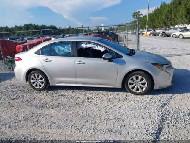 TOYOTA COROLLA LE 2024 - Imagen 13