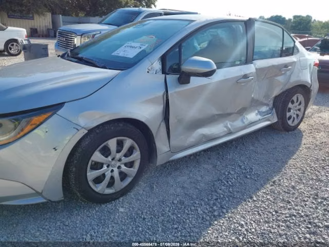 TOYOTA COROLLA LE 2024 - Imagen 6