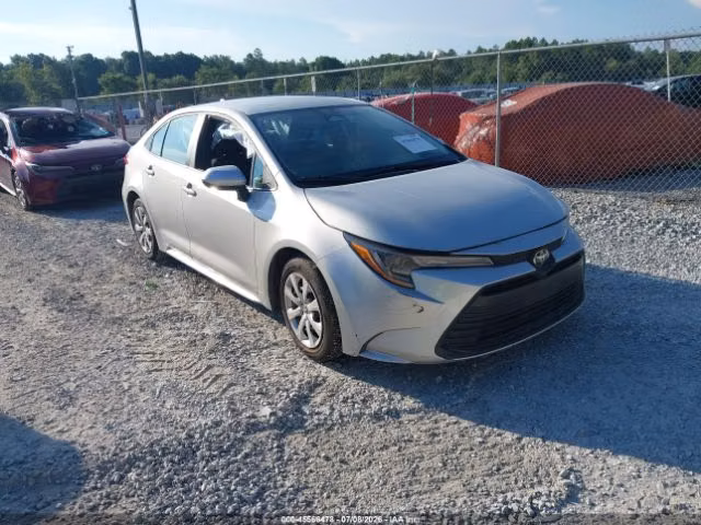 TOYOTA COROLLA LE 2024