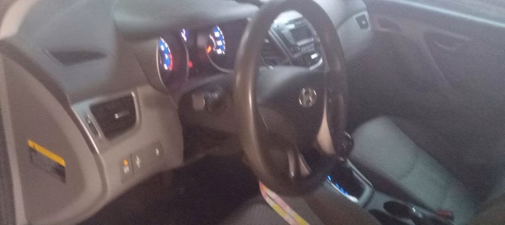 Hyundai Elantra 2016 - Imagen 4
