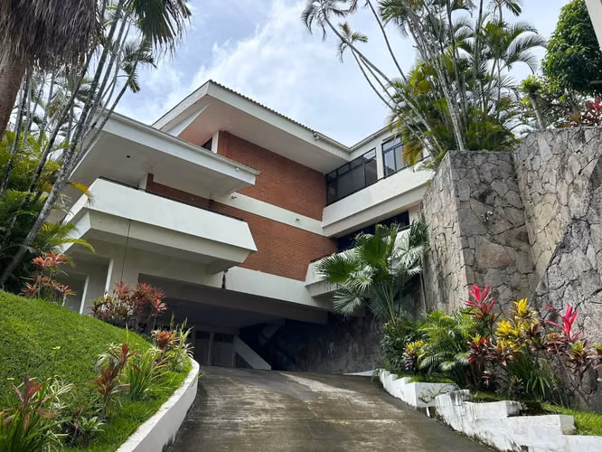 Venta CASA | Lomas de Altamira Mansión de Lujo | 5 Hab + Apto | $915k - Imagen 7