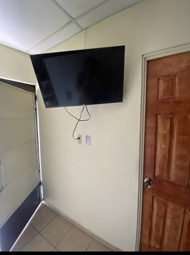 ALQUILER HABITACIÓN AMUEBLADA