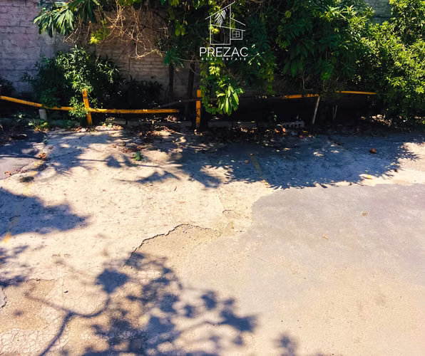 Terreno comercial con casa para remodelar en Colonia San Francisco, 1,586 v² – $1,190,000