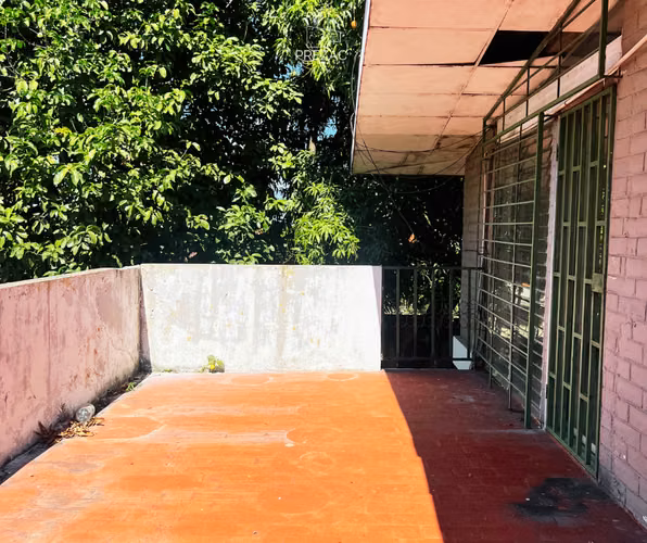 Terreno comercial con casa para remodelar en Colonia San Francisco, 1,586 v² – $1,190,000