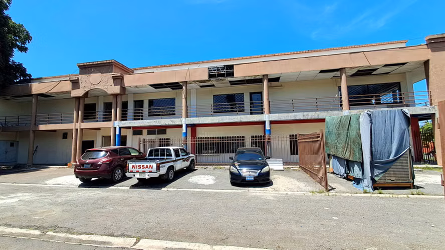 Venta de Centro Comercial en Lourdes Colon, La Libertad - Imagen 7