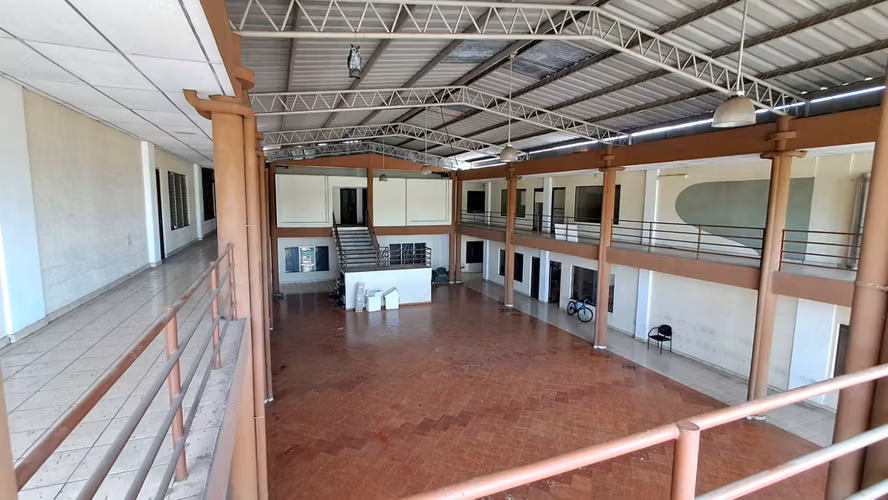 Venta de Centro Comercial en Lourdes Colon, La Libertad - Imagen 3