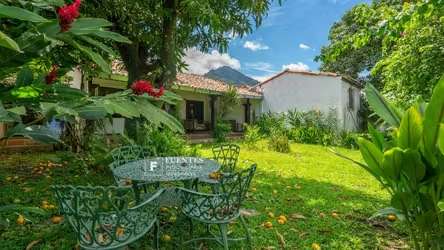 VENTA CASA COL ESCALON PARTE MEDIA SAN SALVADOR - Imagen 10
