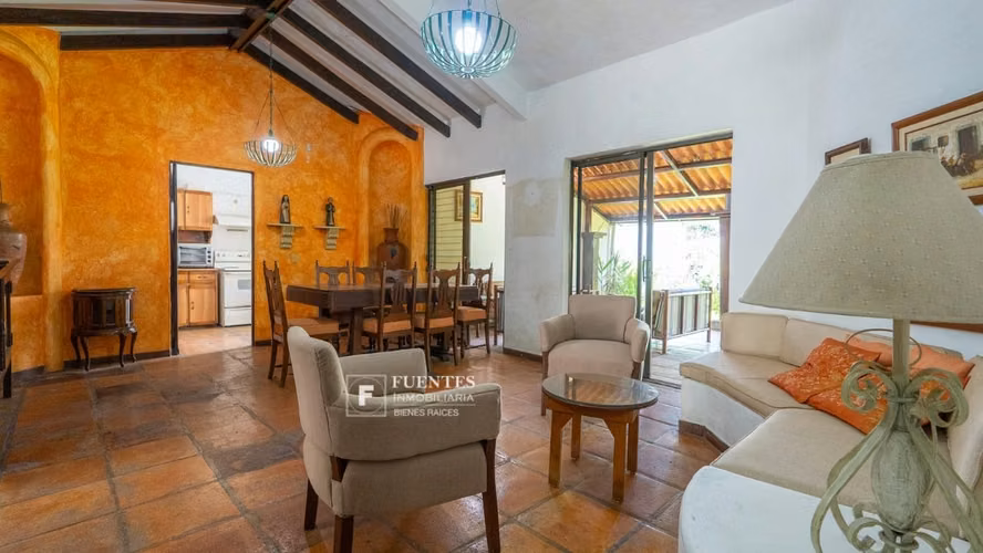 VENTA CASA COL ESCALON PARTE MEDIA SAN SALVADOR - Imagen 1
