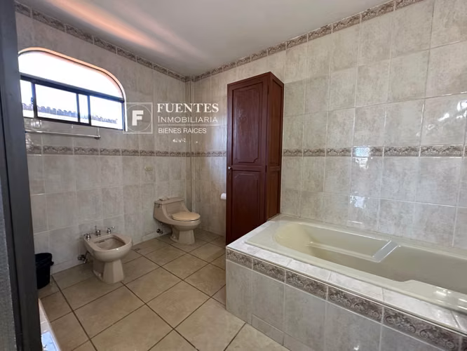 VENTA CASA ALTOS DE LA ESCALÓN SAN SALVADOR - Imagen 7