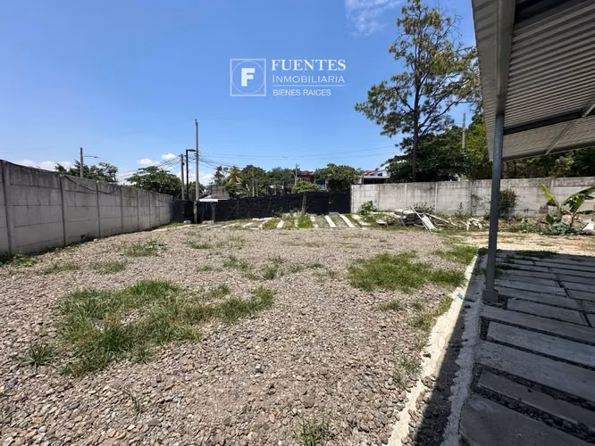 VENTA TERRENO COL ESCALON SAN SALVADOR
