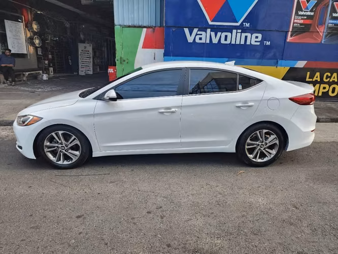 Hyundai Elantra 2018 Limited - Imagen 3