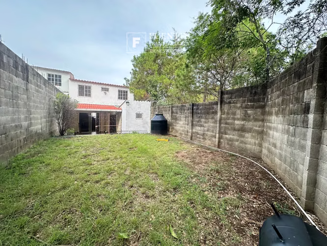 VENTA CASA PLANES DE RENDEROS SAN SALVADOR