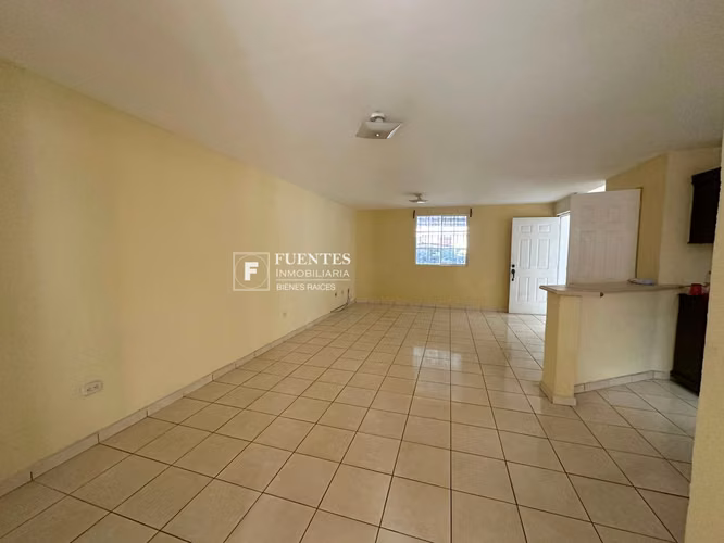VENTA CASA PLANES DE RENDEROS SAN SALVADOR - Imagen 3