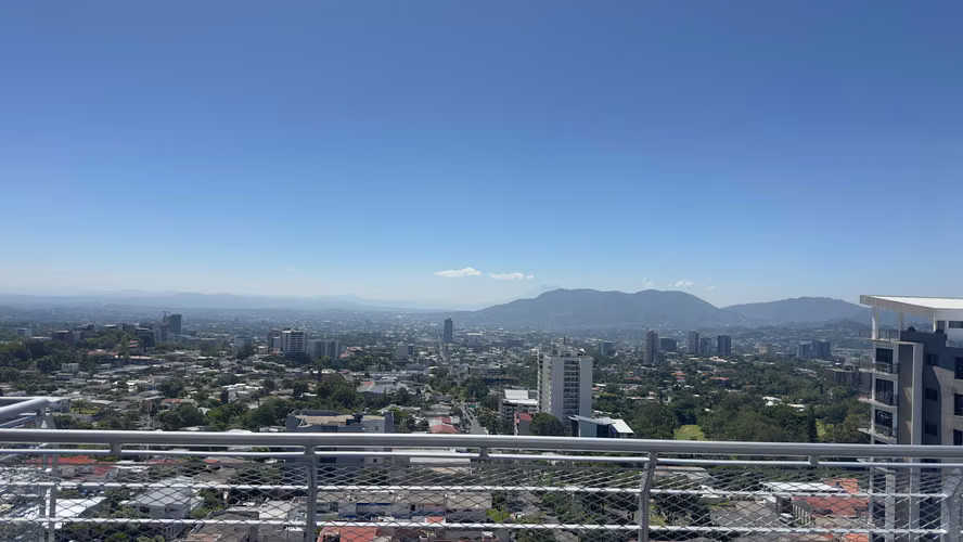 PENTHOUSE DE LUJO DE 3 HABITACIONES CON 264M², TORRE LAS VISTAS LO ALTO DE MASFERRER - Imagen 8