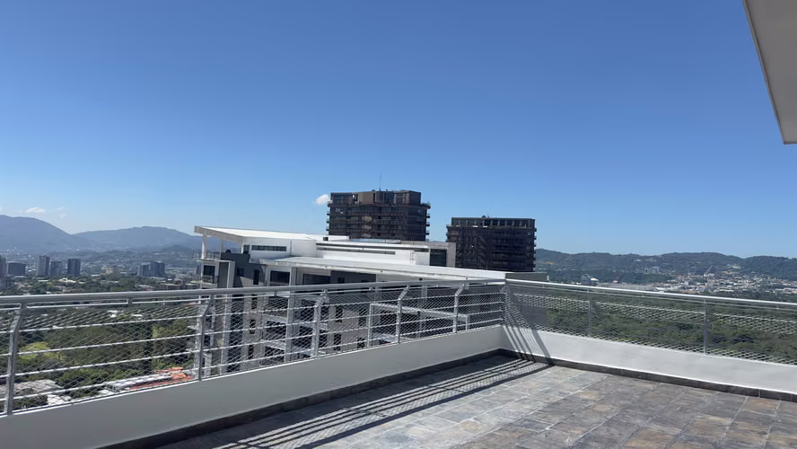 PENTHOUSE DE LUJO DE 3 HABITACIONES CON 264M², TORRE LAS VISTAS LO ALTO DE MASFERRER - Imagen 7