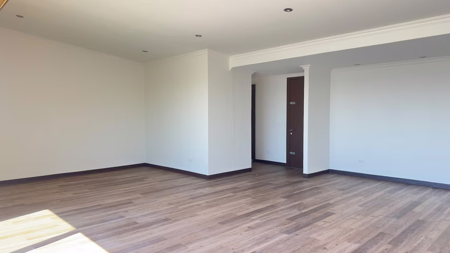 PENTHOUSE DE LUJO DE 3 HABITACIONES CON 264M², TORRE LAS VISTAS LO ALTO DE MASFERRER - Imagen 6