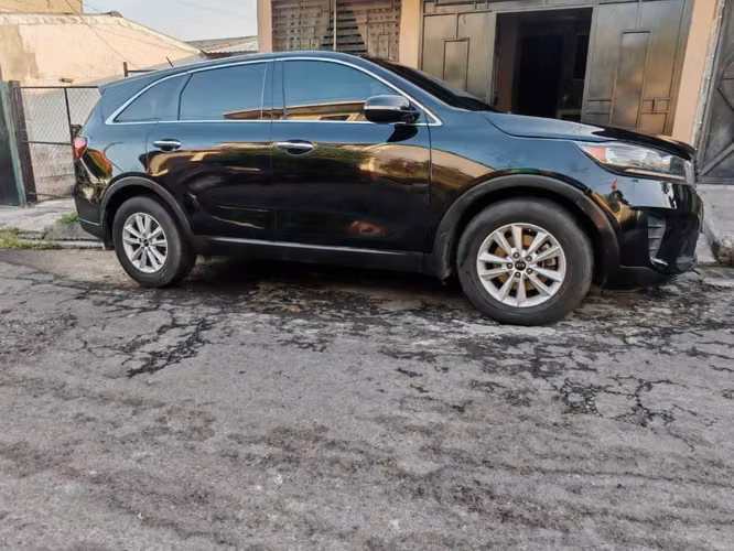 Kia Sorento 2019 - Imagen 2