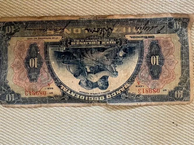 Vendo mi colección de billetes de El Salvador