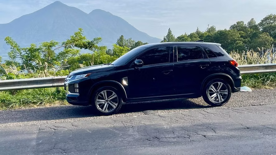Mitsubishi oulander sport 2021 - Imagen 2
