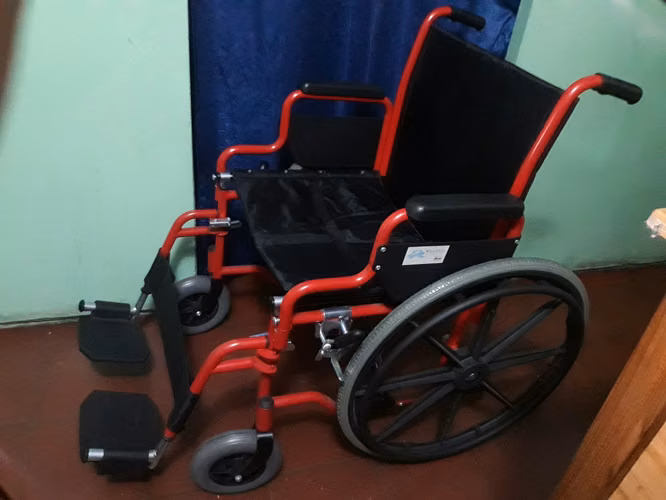 Silla de ruedas nueva