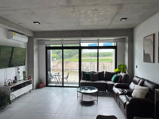 SE ALQUILA APARTAMENTO PARK TOWER SANTA ELENA, FULL-AMUEBLADO - Imagen 3