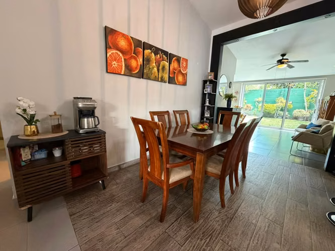 SE VENDE CASA QUINTAS DE LAS MERCEDES LOURDES COLON,  DE UN NIVEL - Imagen 2