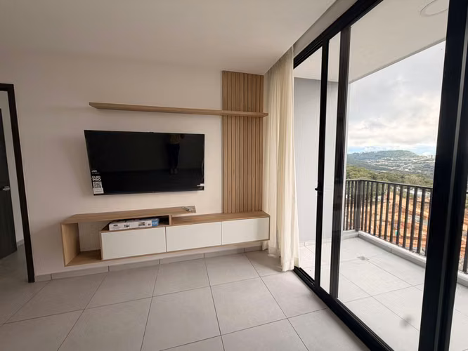 SE ALQUILA APARTAMENTO ALTURAS DEL BOSQUE NUEVO CON LÍNEA BLANCA - Imagen 8