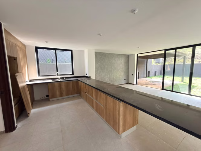 SE ALQUILA CASA DEL BOSQUE NUEVO CUSCATLAN, NUEVA A ESTRENAR - Imagen 18
