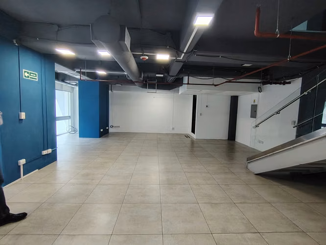 SE ALQUILA OFICINA TORRE INSIGNE, SAN BENITO, Moderna,  tipo Dúplex - Imagen 8