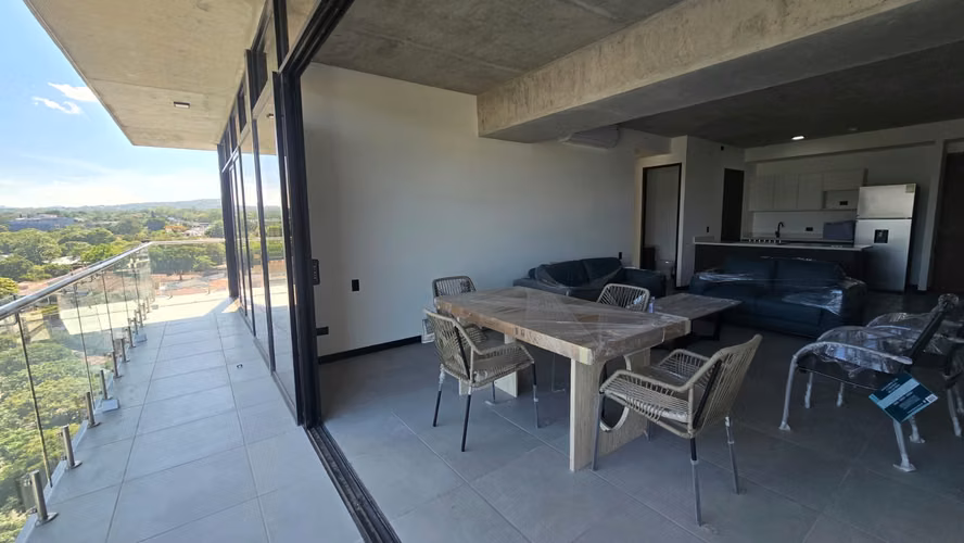 SE ALQUILA APARTAMENTO ART HAUS SAN BENITO, AMUEBLADO, tiene 120 m²