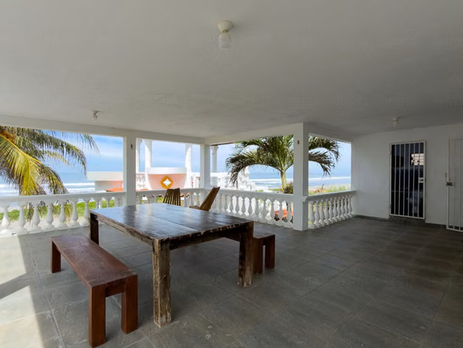 EN VENTA | CASA FRENTE AL MAR EN PLAYA COSTA DEL SOL, EL SALVADOR - Imagen 15