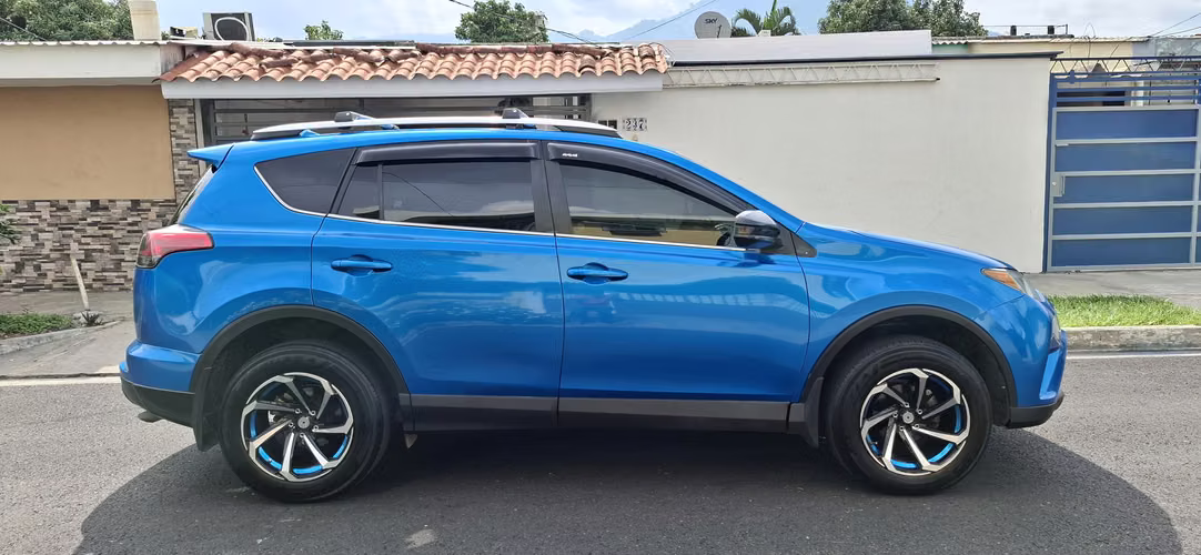 TOYOTA RAV4 2016 TODAS LAS BOLSAS BUENAS AUTM ATF ¡IMPECABLE!