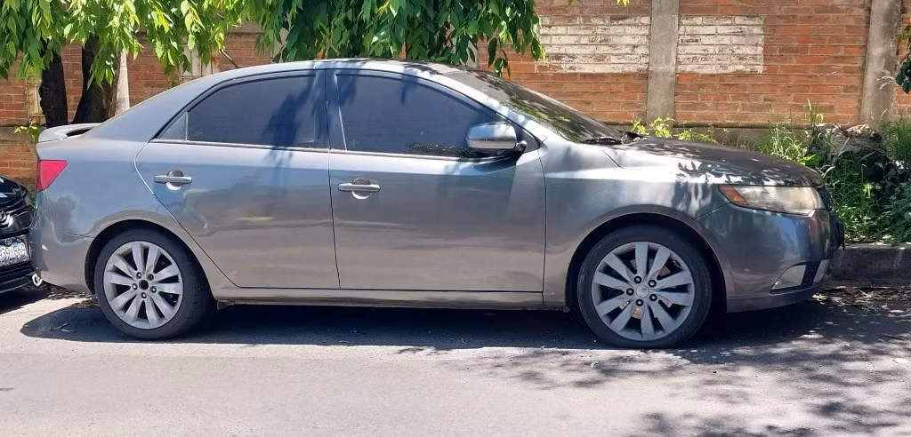 Kia forte 2011 DOCH - Imagen 2