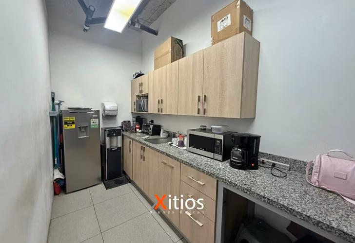 Venta Oficina Corporativa Torre Quattro ST - Imagen 4