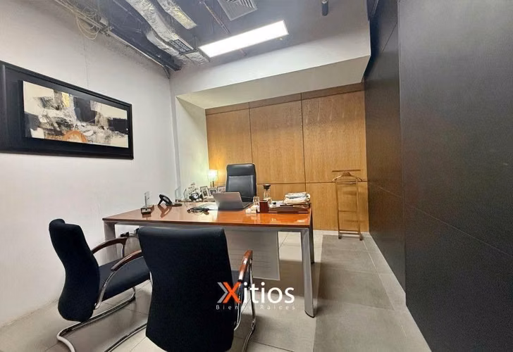 Vendo!! Oficina corporativa en Torre Quattro!! - Imagen 2