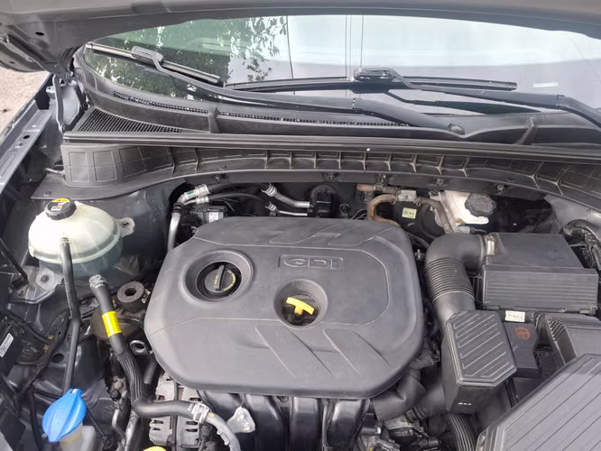 Hyundai Tucson 4x4 2021 (46,445 de millas y bolsas de aire buenas) - Imagen 7
