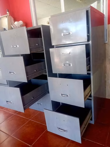 En Liquidacion $75 c/u  Archivos de 4 gavetas - Imagen 4