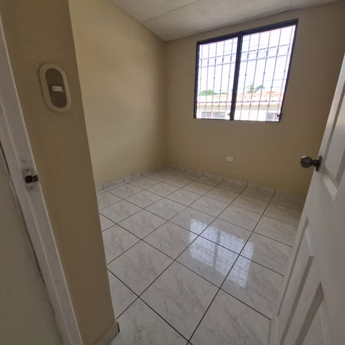 ALQUILER DE APARTAMENTO NUEVO – LOMAS DE SAN FRANCISCO  - Imagen 3