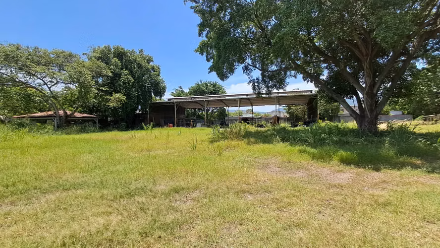 Venta de Terreno Plano urbanizable en Lourdes Colon, La Libertad - Imagen 2
