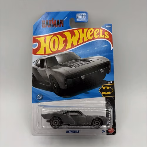 Hot Wheels Batmobile The Batman Movie.