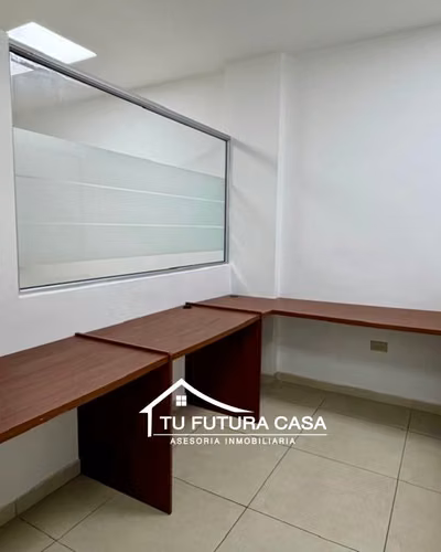 OFICINAS EN ALQUILER EN MODERNO EDICIFIO EN ESCALON ARRIBA DE REDONDEL MASFERRER ZONA LA PAMPA ARG