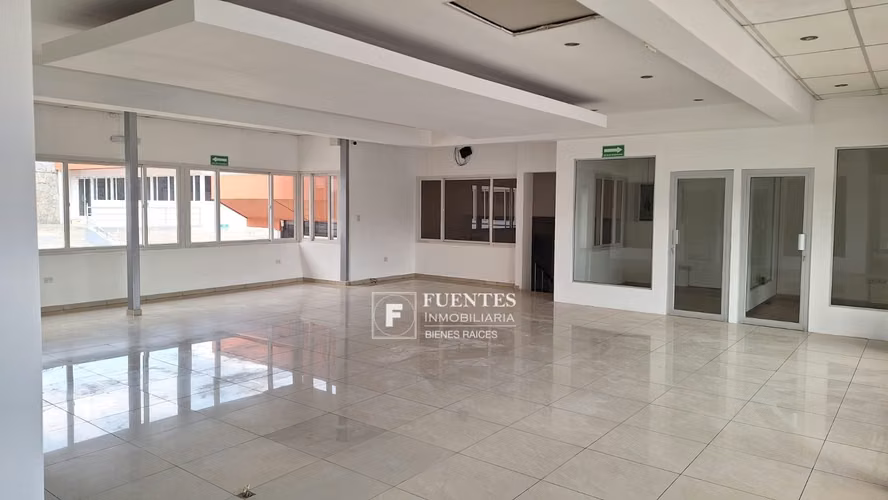 ALQUILER OFICINAS EDIFICIO PASEO GENERAL ESCALON SAN SALVADOR - Imagen 1
